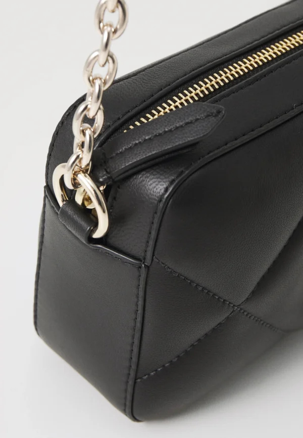 DKNY ToteEdge Keresztpántos táska - Image 3