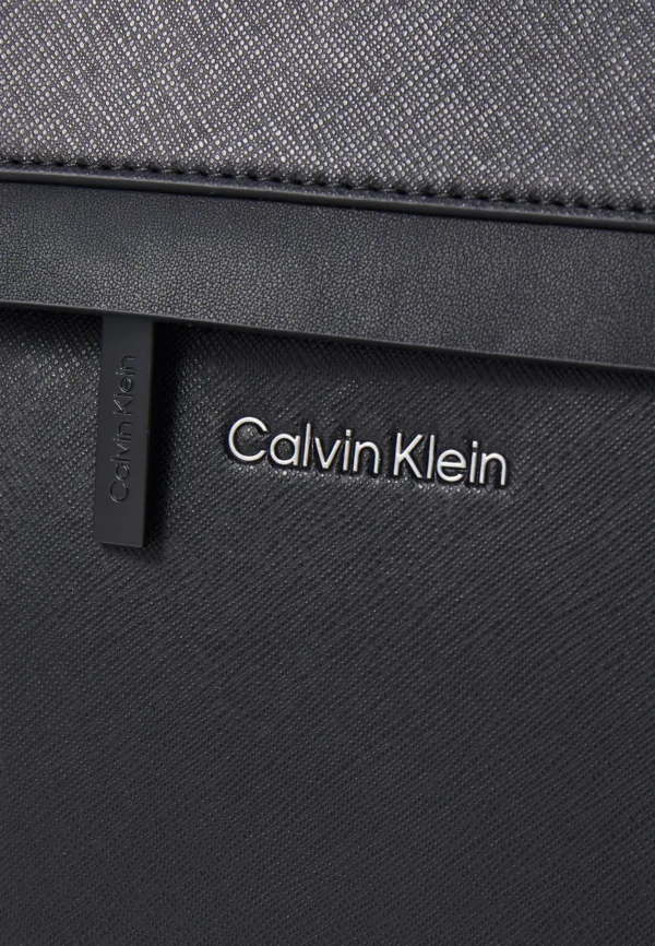 Calvin Klein Leatherly Hátizsák - Image 2